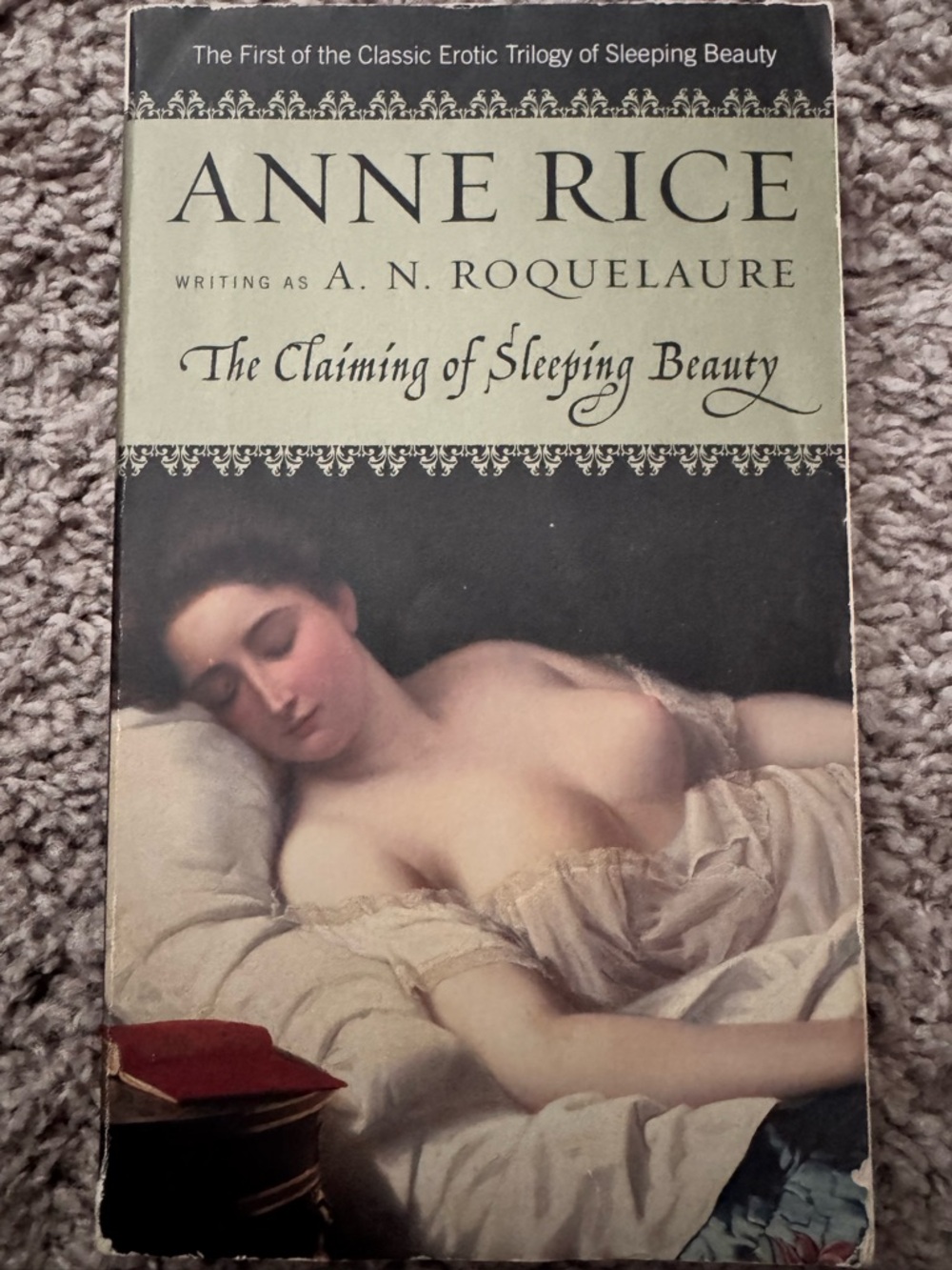 Anne Rice "The Claiming of Sleeping Beauty" Paperback - Cream & Black Cover